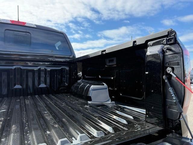 New 2026 Ford Ranger XLT w/ Equipment Group 301A High image 8