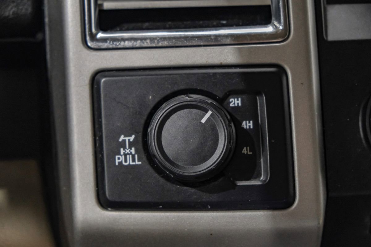 Used 2017 Ford F250 Lariat w/ Chrome Package image 27