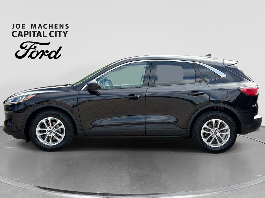 Used 2022 Ford Escape SE w/ Cold Weather Package FWD image 8