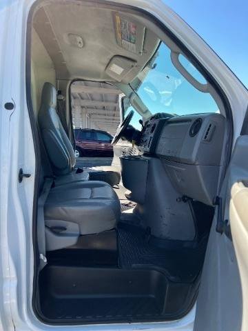 Used 2011 Ford E-450 and Econoline 450 Super Duty RWD image 20