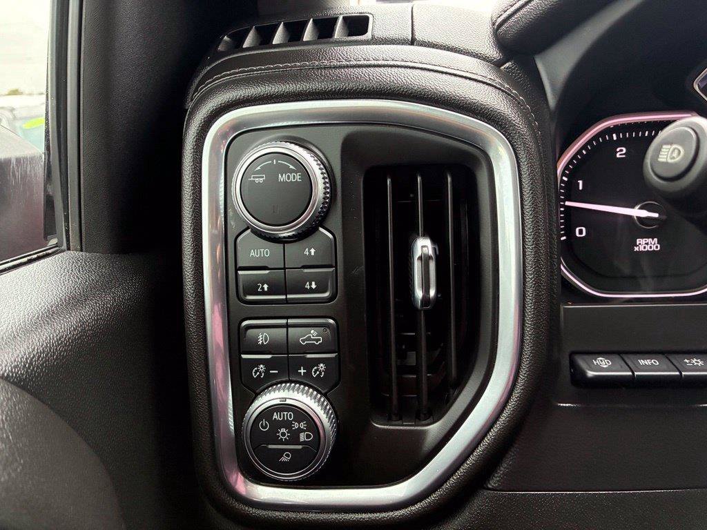 Used 2020 GMC Sierra 3500 Denali w/ Denali Ultimate Package AWD/4WD image 32