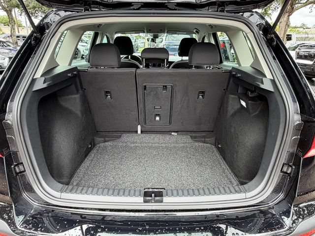 Certified 2024 Volkswagen Taos S FWD image 10