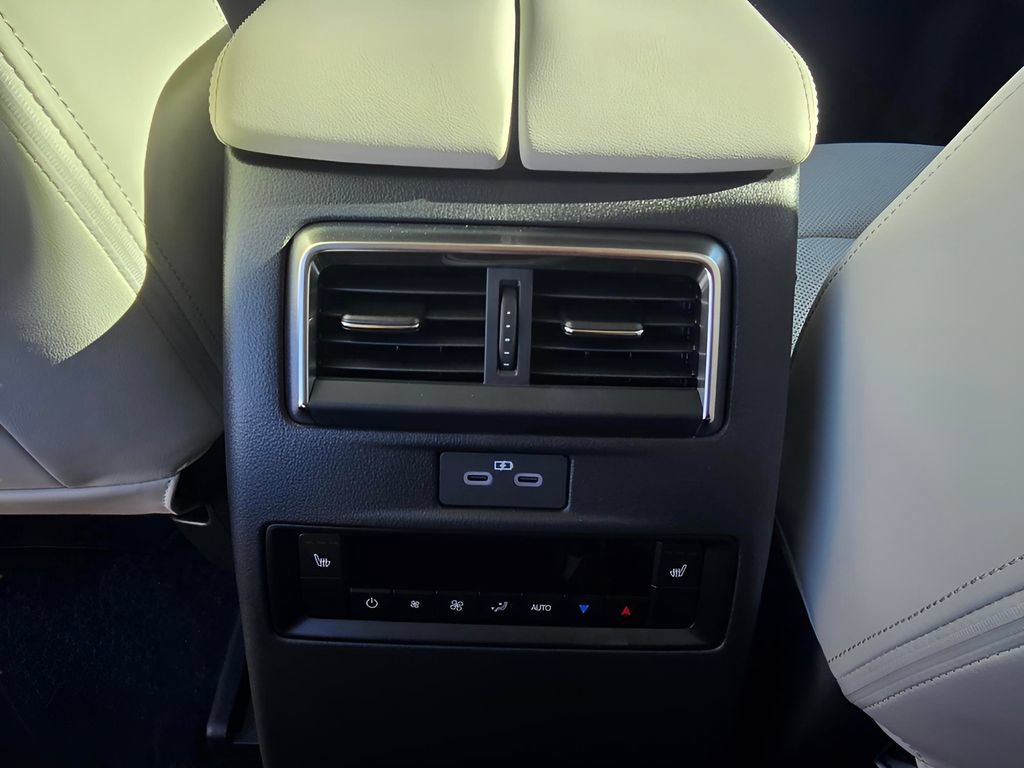 New 2026 MAZDA CX-90 Plug-In Hybrid w/ Premium Plus AWD/4WD image 29