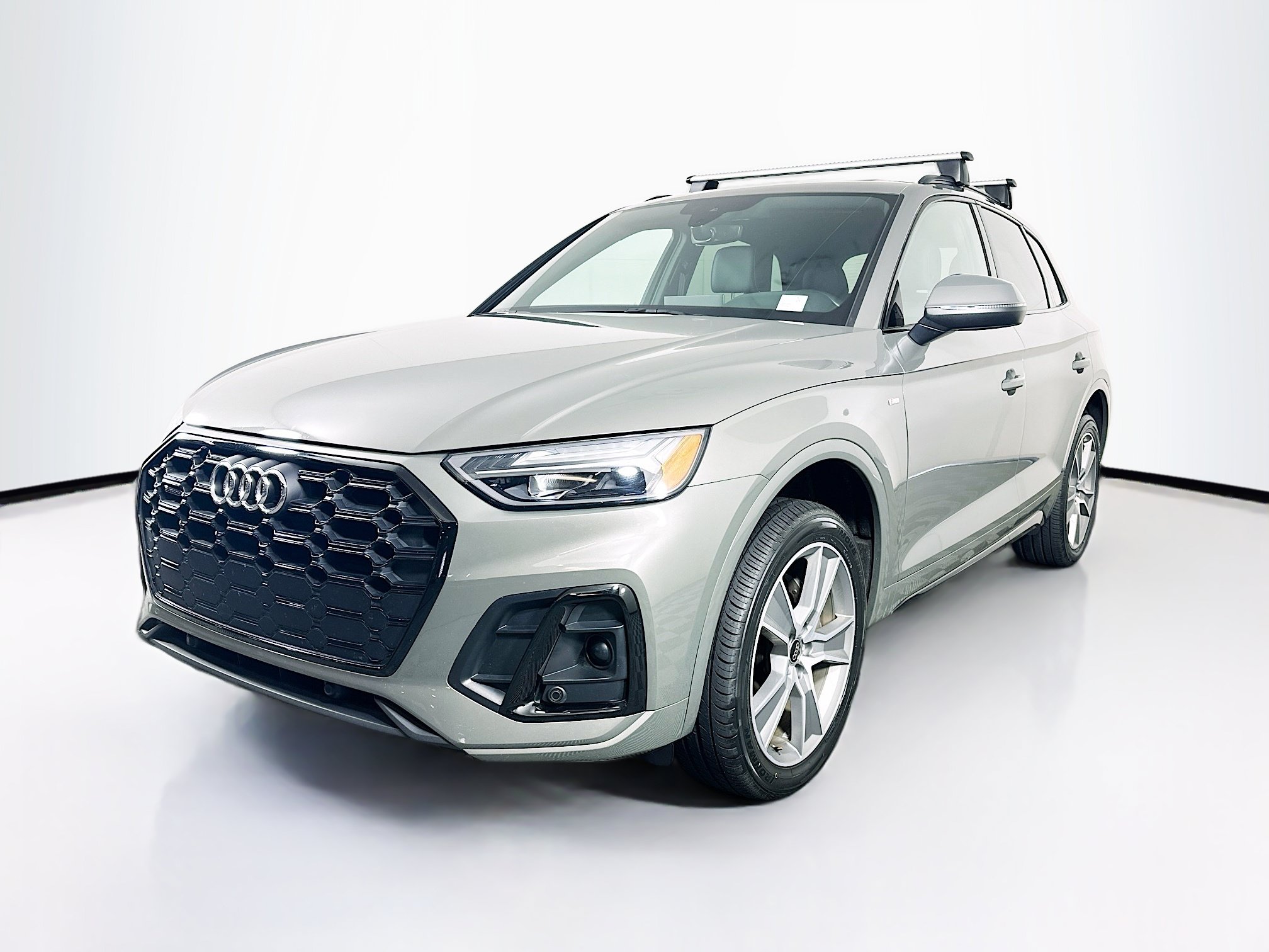 Used 2025 Audi Q5 2.0T Premium AWD/4WD image 3