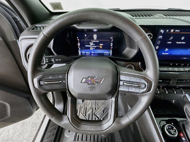Used 2023 Chevrolet Colorado Trail Boss AWD/4WD image 4
