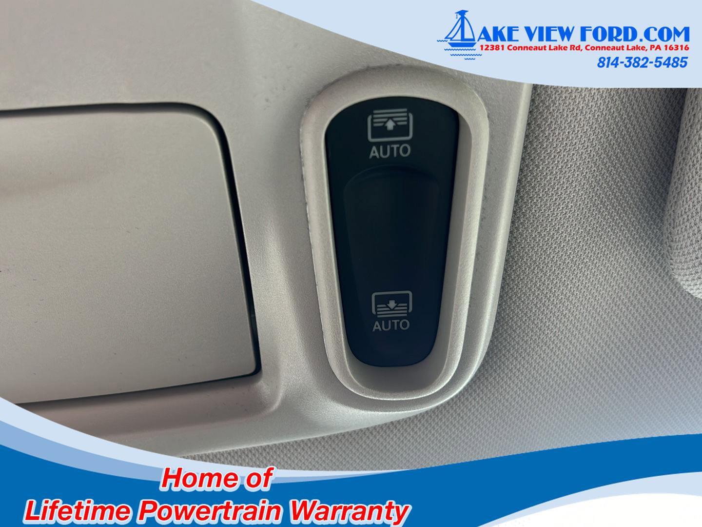 Used 2022 Chrysler Pacifica Limited FWD image 42