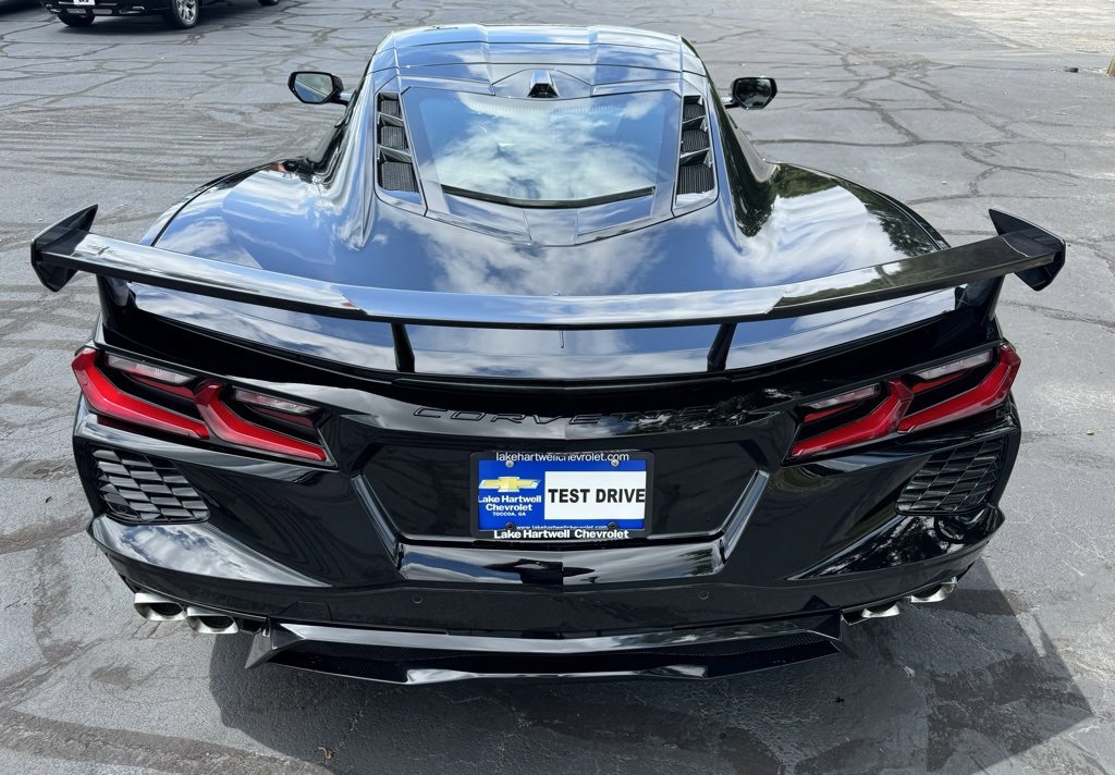 Used 2023 Chevrolet Corvette Stingray Preferred Cpe w/ Z51 Performance Package image 5
