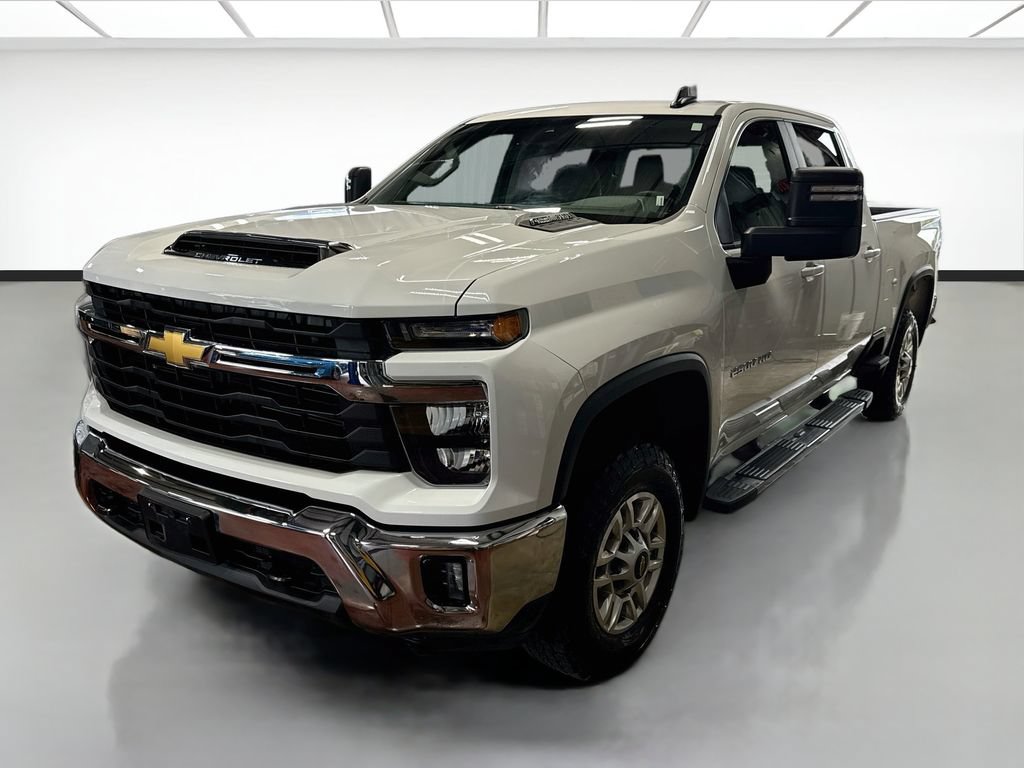 Used 2025 Chevrolet Silverado 2500 LT w/ Convenience Package AWD/4WD image 1