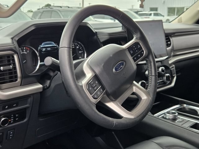 Used 2024 Ford Expedition XLT RWD image 9
