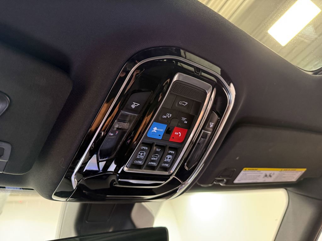 Used 2024 Jeep Grand Cherokee L Overland w/ Trailer Tow Package image 88