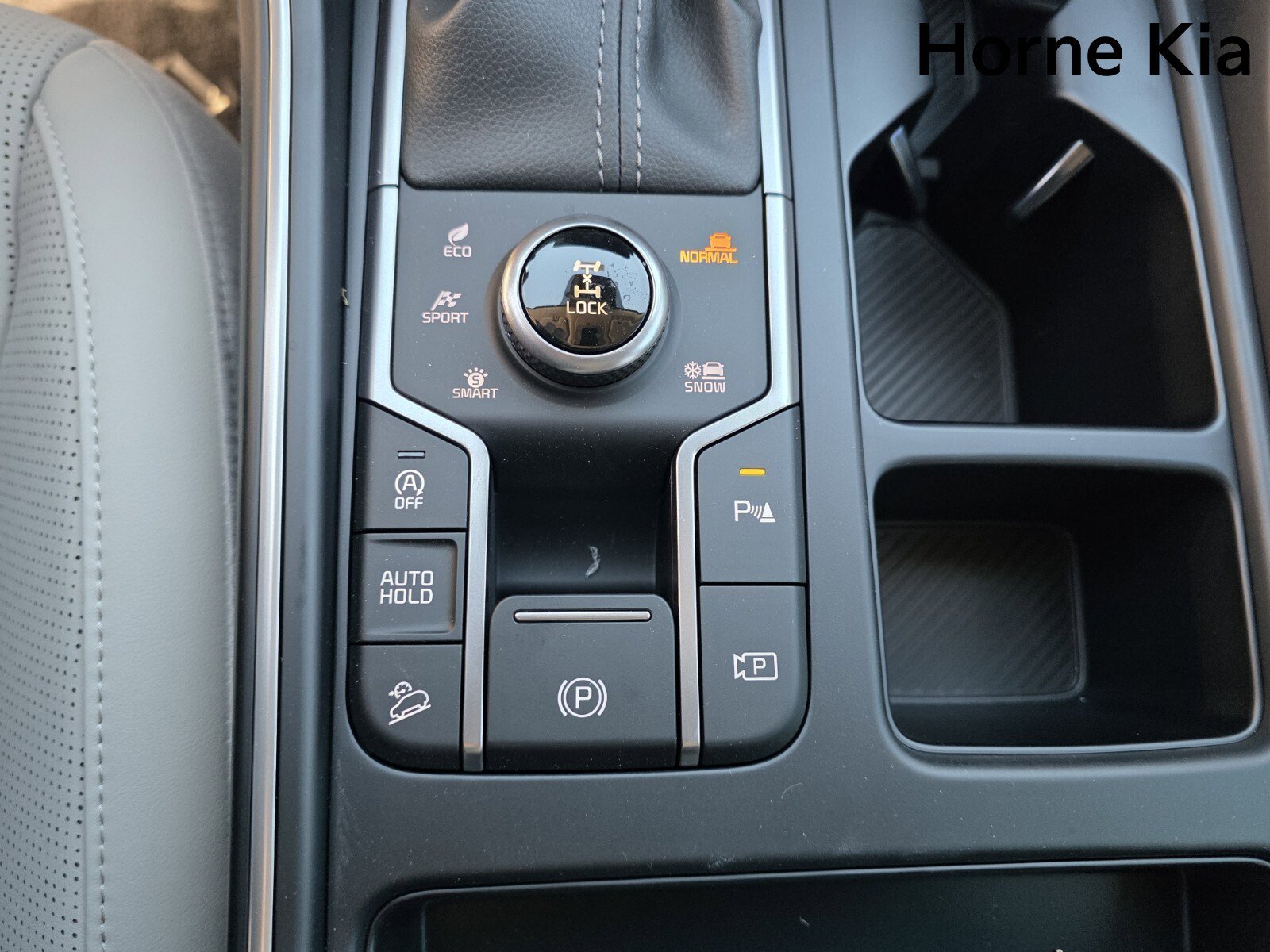 New 2025 Kia Sorento S image 15