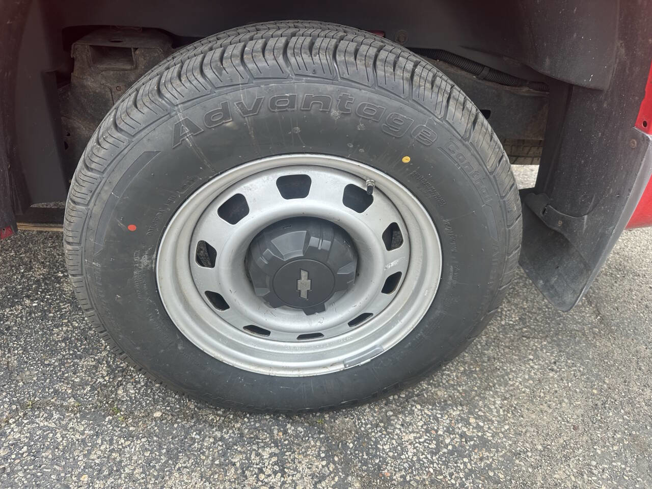 Used 2012 Chevrolet Colorado W/T RWD image 30