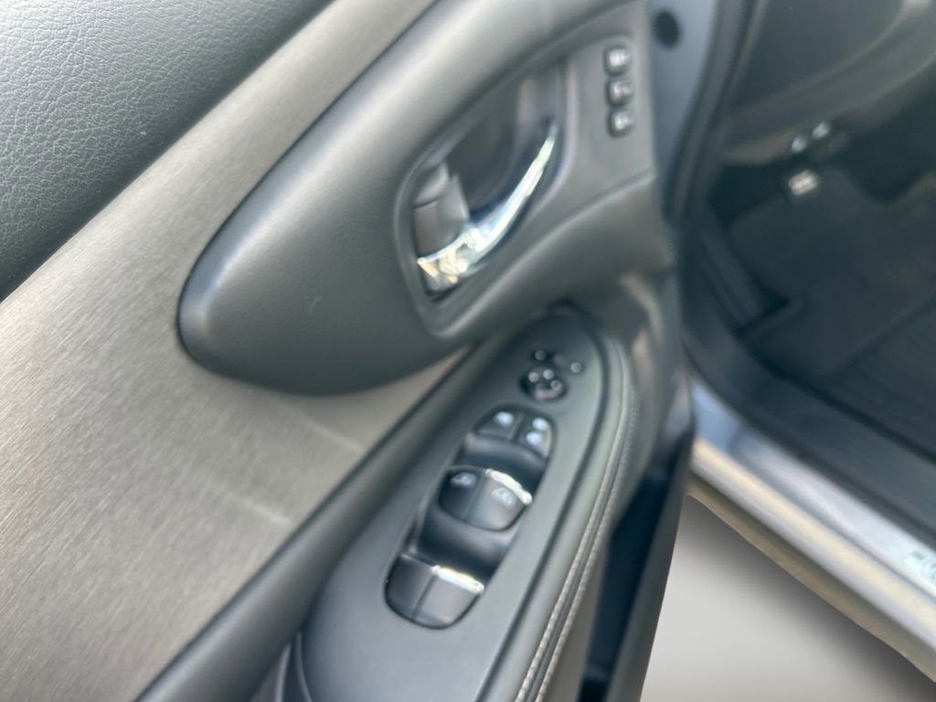 Used 2021 Nissan Murano SL AWD/4WD image 21