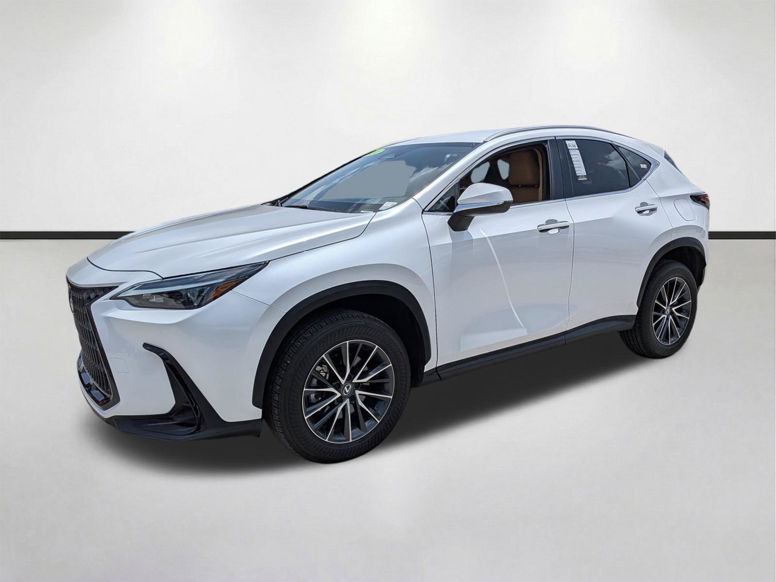Used 2024 Lexus NX 250 FWD w/ Towing Package (2000 Lbs) image 8