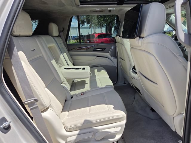 Used 2023 Cadillac Escalade Sport Platinum AWD/4WD image 24