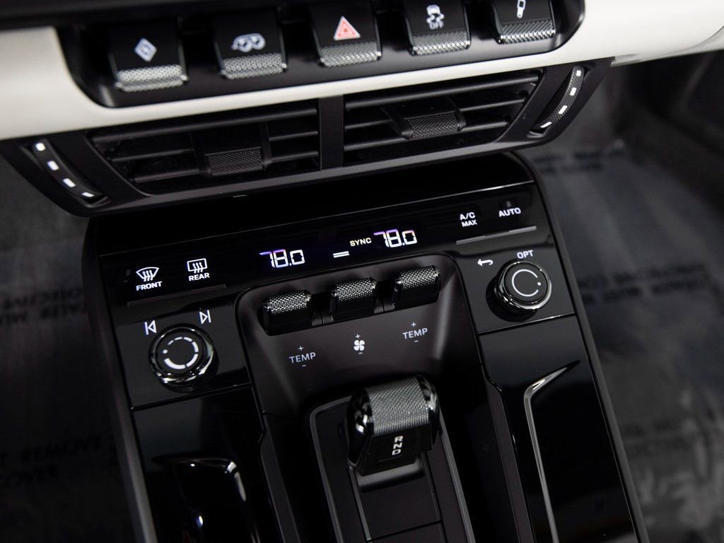 Certified 2026 Porsche 911 Carrera GTS image 30