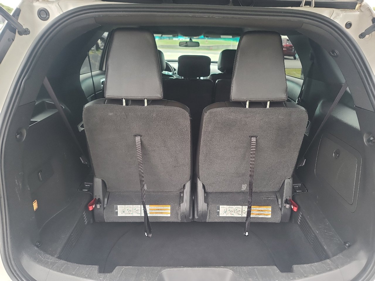 Used 2014 Ford Explorer XLT w/ Equipment Group 202A image 13