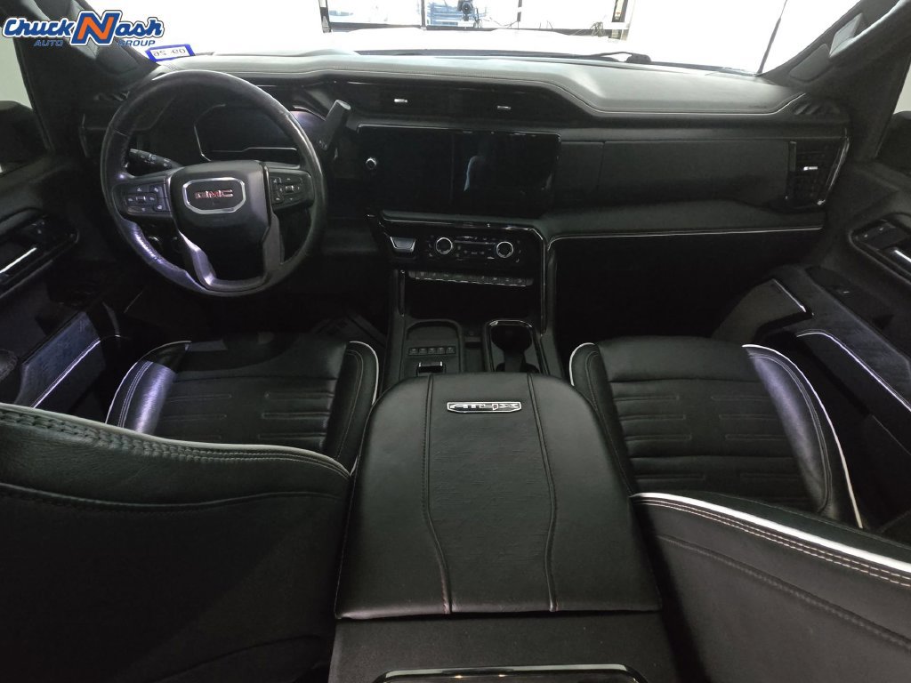 Used 2025 GMC Sierra 2500 AT4X AWD/4WD image 26