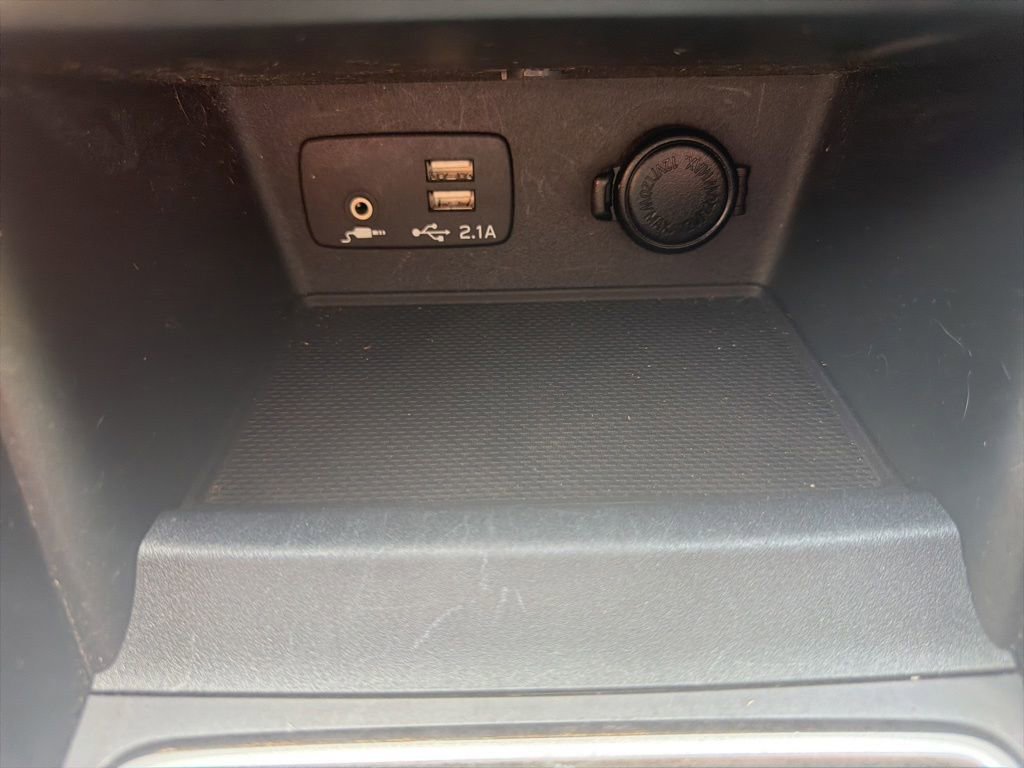 Used 2019 Subaru Forester Premium w/ All-Weather Package AWD/4WD image 23