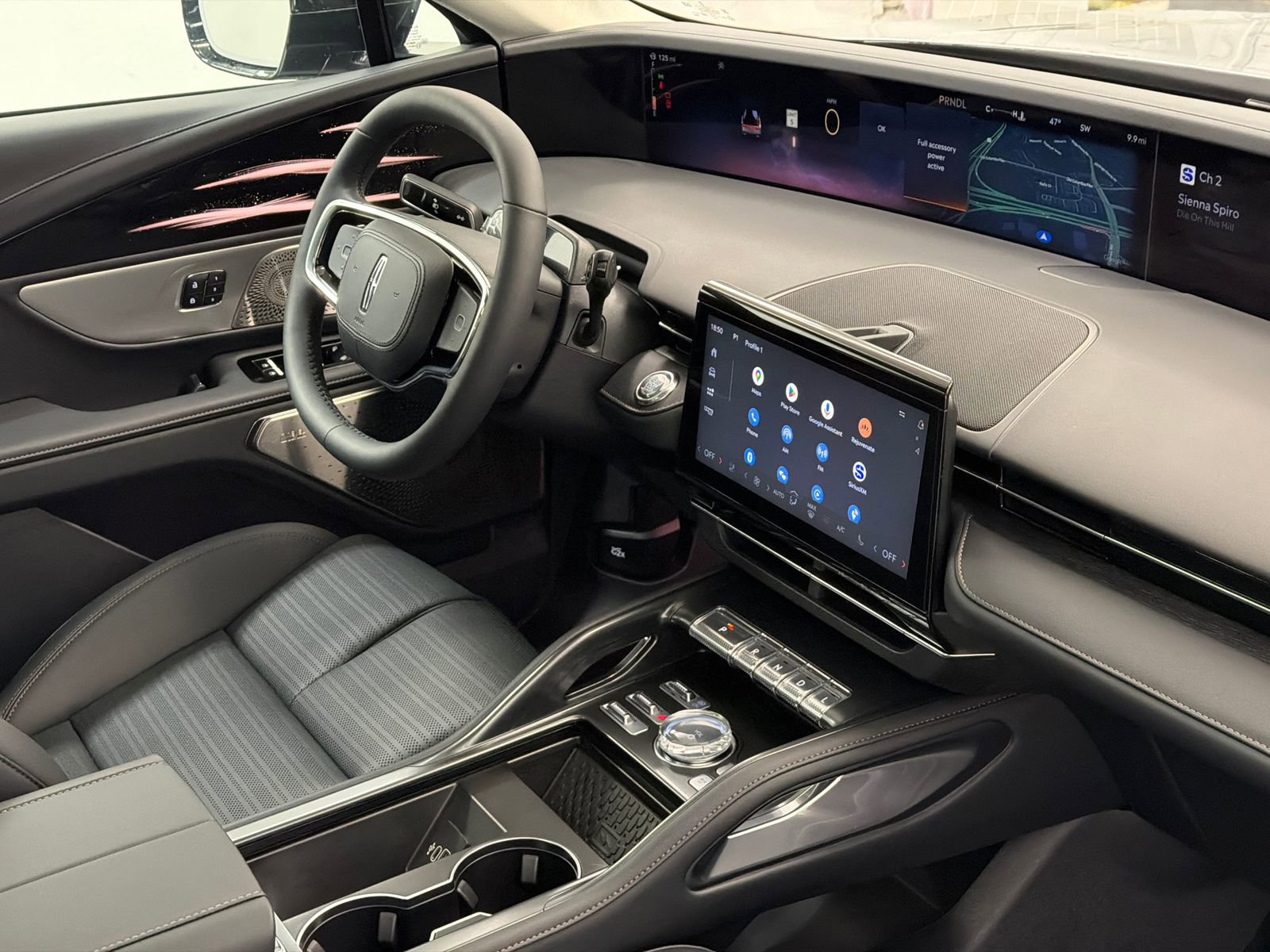 New 2026 Lincoln Nautilus Reserve image 10