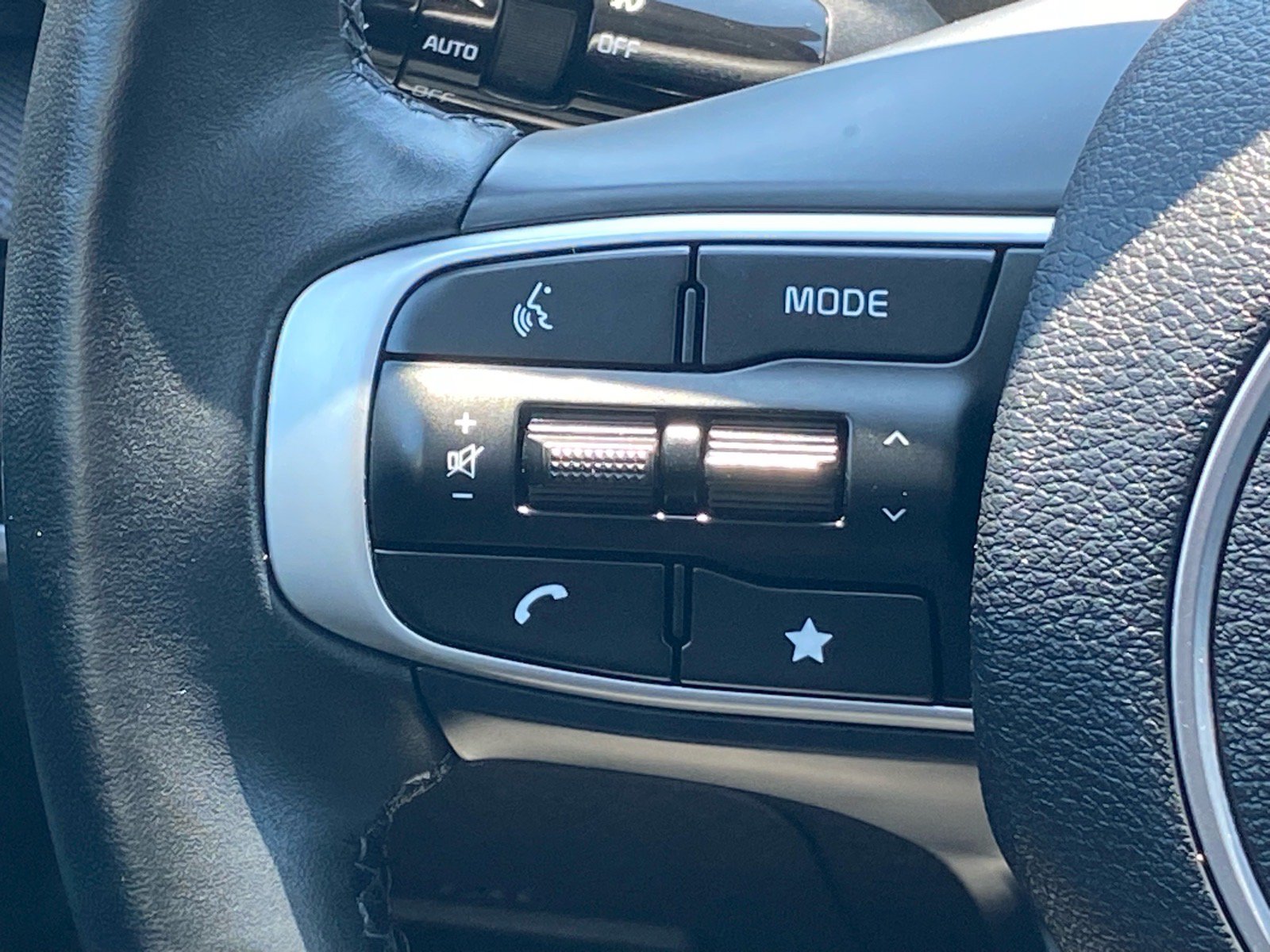 Used 2024 Kia Sportage SX AWD/4WD image 7