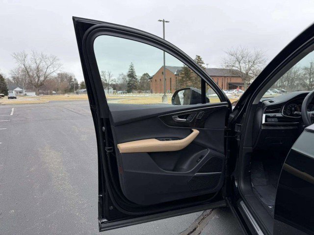 Certified 2025 Audi Q7 Premium Plus w/ Premium Plus Package image 18