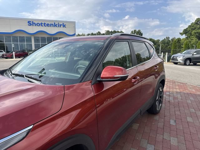 Used 2026 Kia Seltos SX w/ SX Sunroof Package AWD/4WD image 5