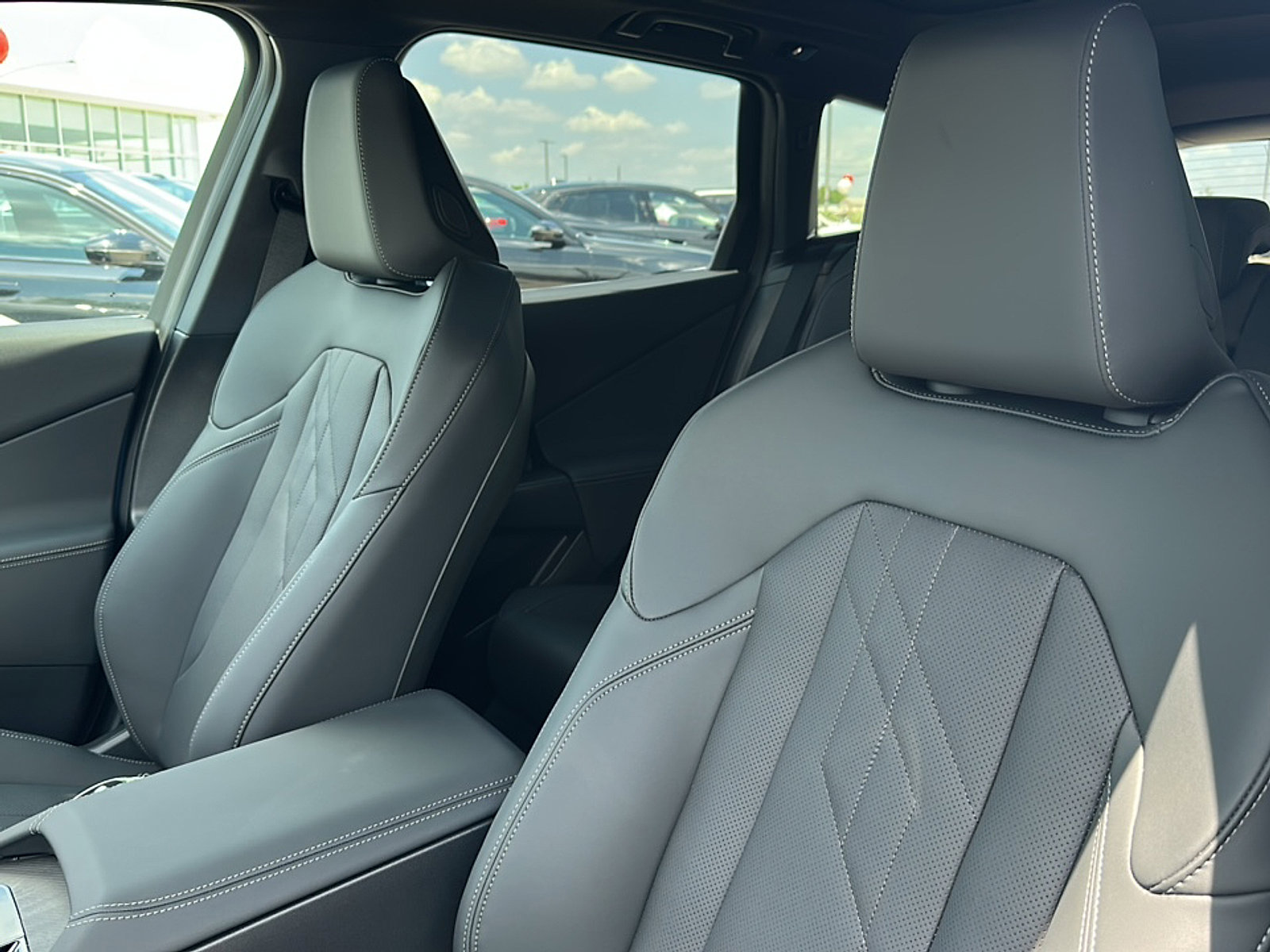 New 2025 BMW X3 xDrive30i w/ Premium Package image 11