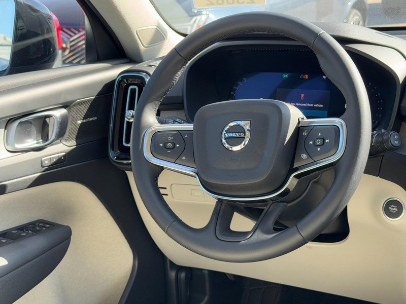 New 2026 Volvo XC40 B5 Ultra w/ Climate Package image 7