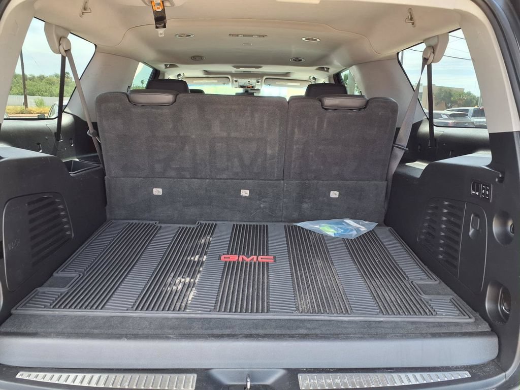 Used 2020 Cadillac Escalade ESV Luxury RWD image 11