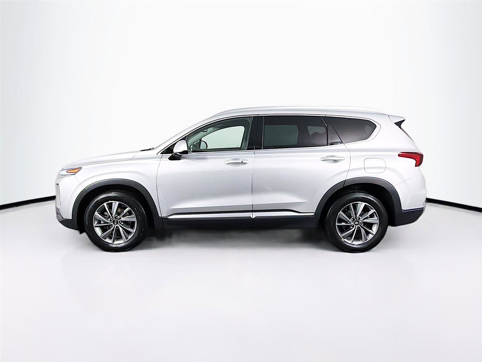 Used 2019 Hyundai Santa Fe SEL AWD/4WD image 4