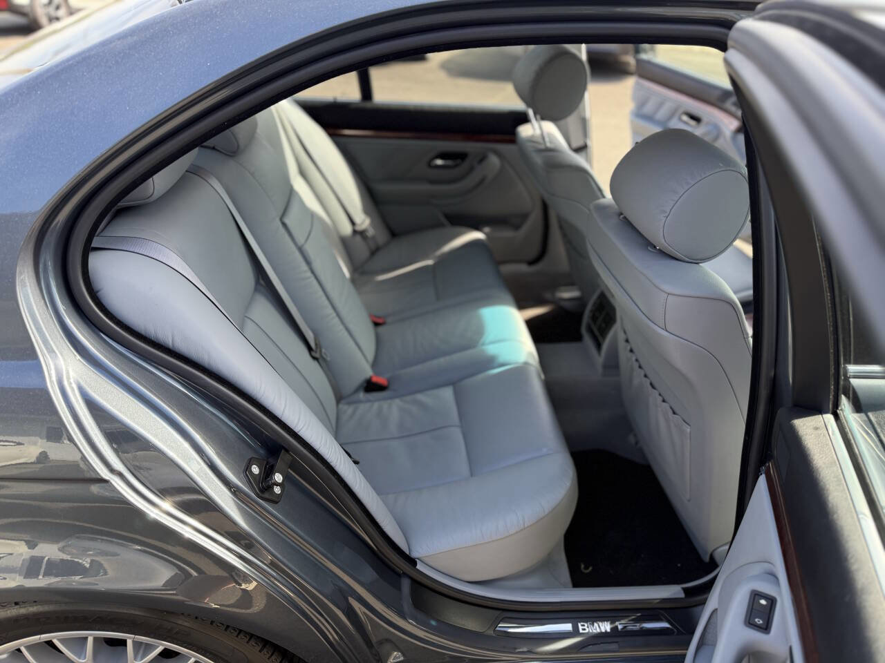 Used 2001 BMW 525i Sedan RWD image 24