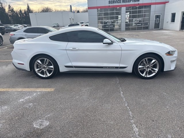 Used 2021 Ford Mustang Premium w/ Equipment Group 201A image 3