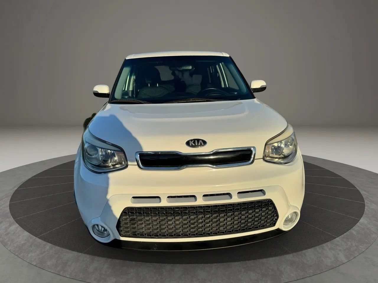 Used 2014 Kia Soul ! FWD image 7