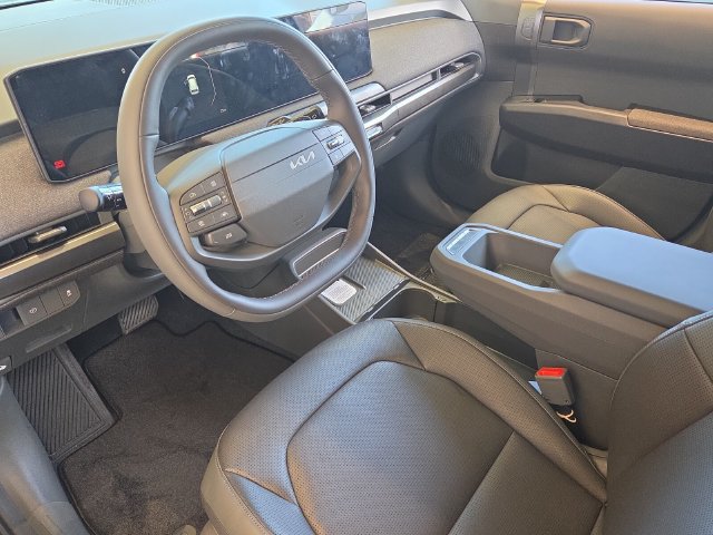 New 2027 Kia EV3 Wind FWD image 5