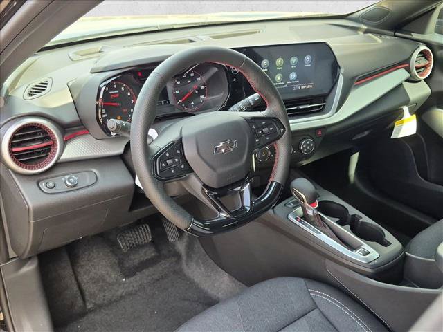 New 2026 Chevrolet Trax RS w/ Sunroof Package FWD image 3