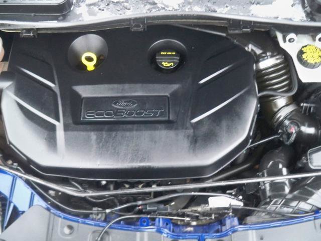 Used 2015 Ford Escape Titanium w/ Equipment Group 301A image 9