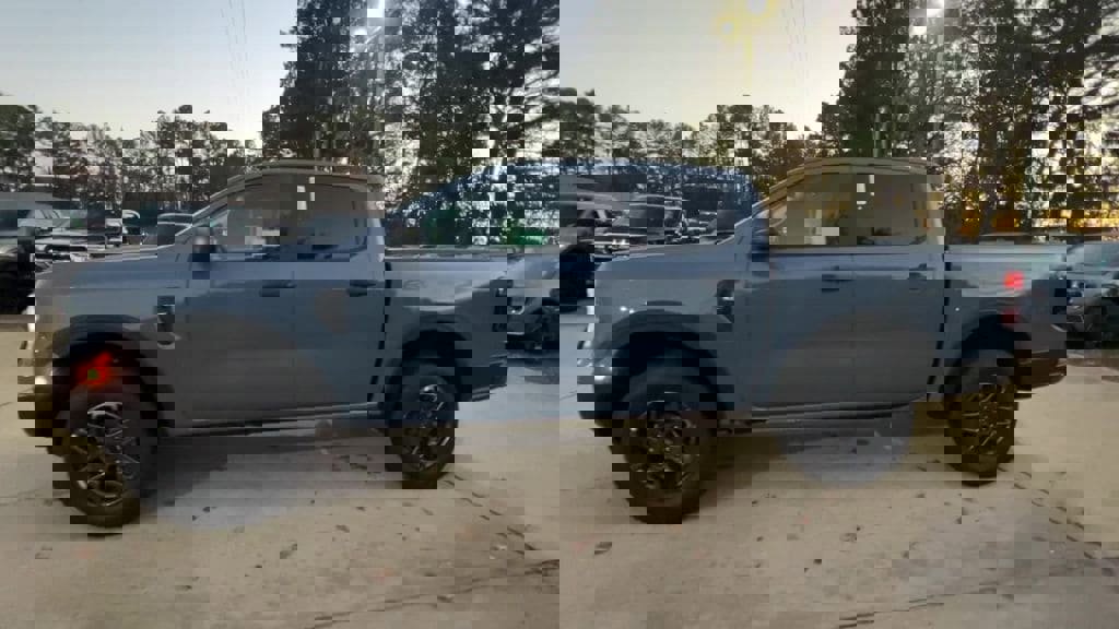 New 2025 Ford Ranger XLT w/ Equipment Group 301A High image 3