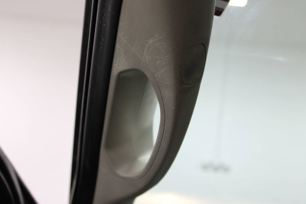 Used 2015 RAM 1500 Express RWD image 42