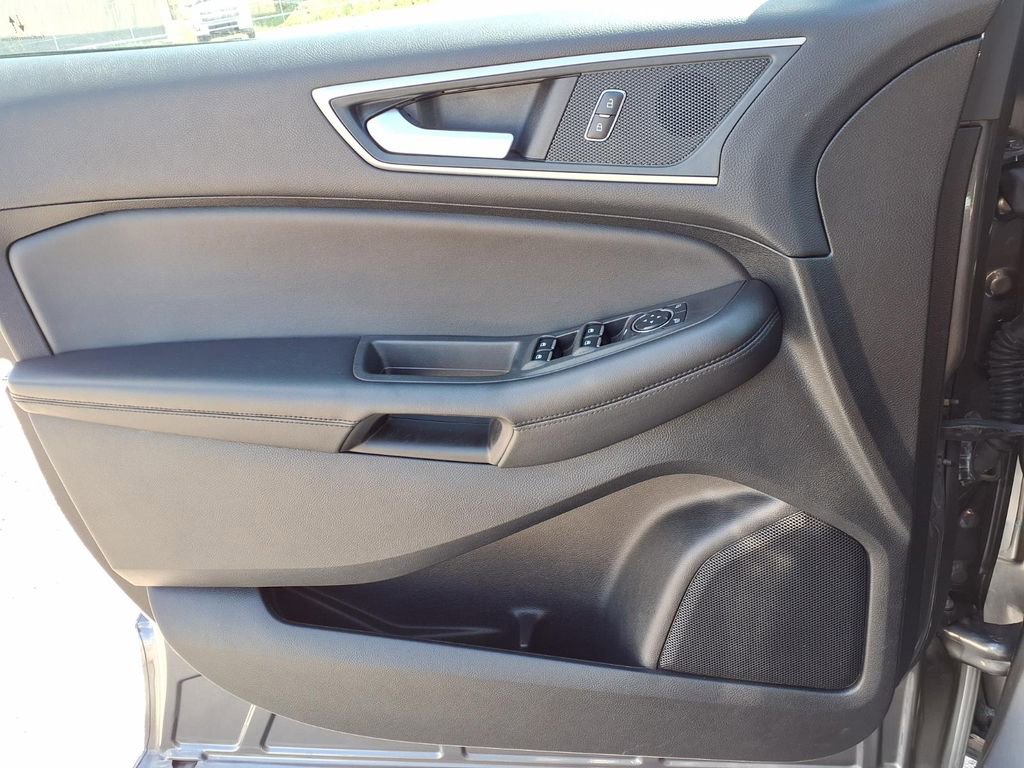 Used 2024 Ford Edge SEL image 22