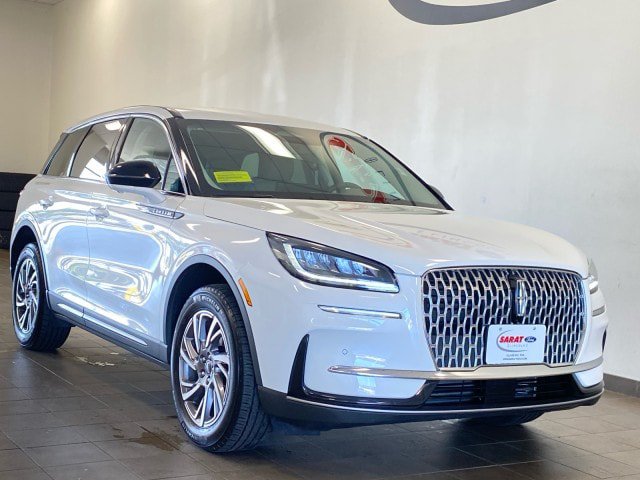 Certified 2023 Lincoln Corsair AWD w/ Equipment Group 101A image 2