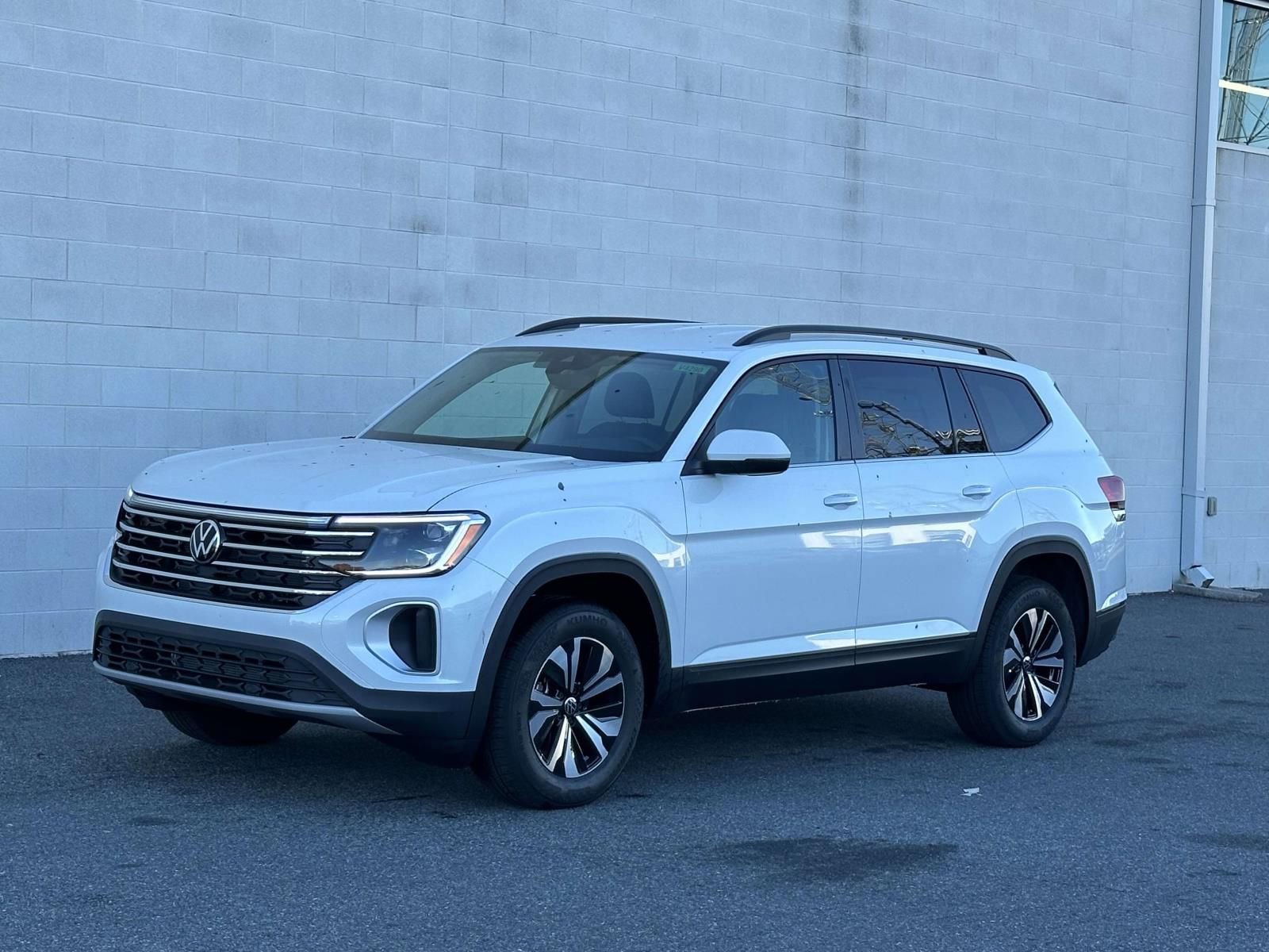 New 2026 Volkswagen Atlas SE