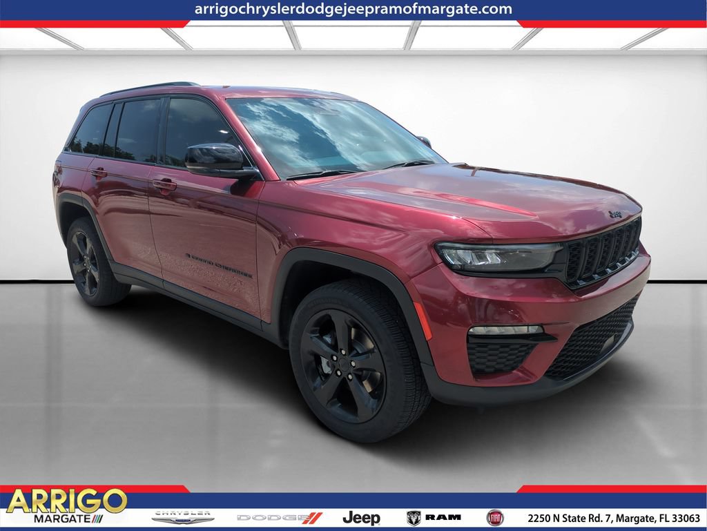 Used 2023 Jeep Grand Cherokee Limited w/ Black Appearance Package