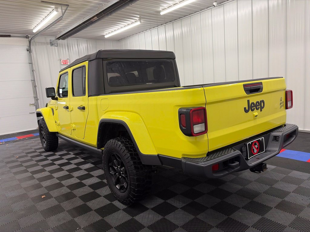 Used 2023 Jeep Gladiator Sport AWD/4WD image 6