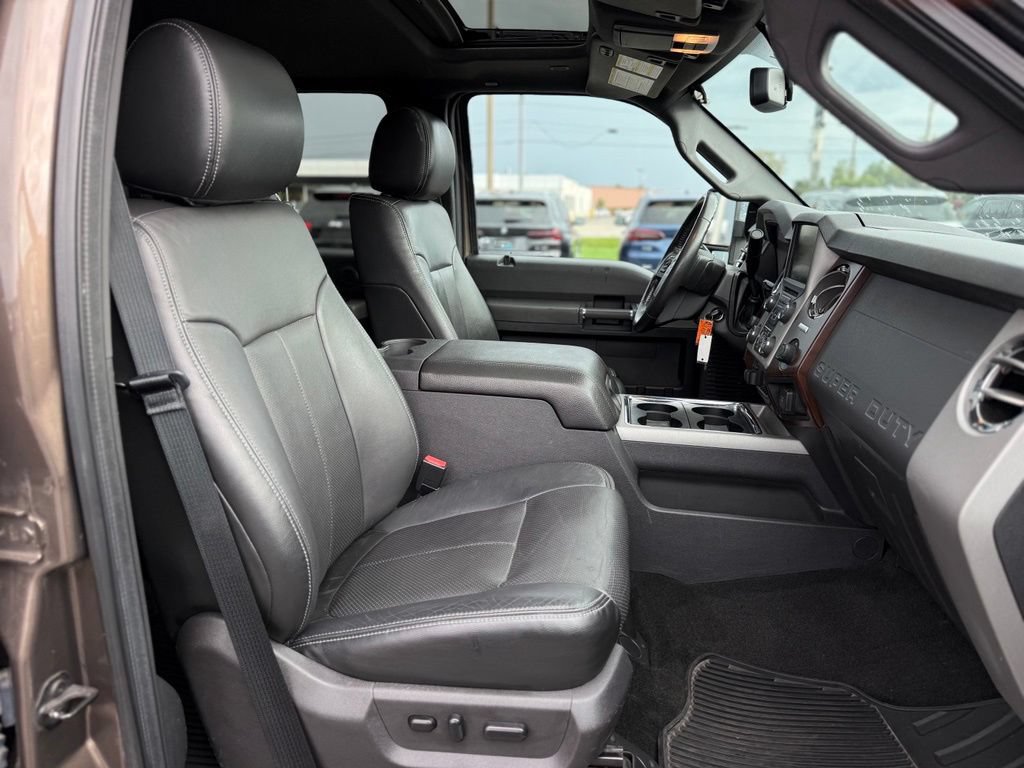 Used 2016 Ford F350 Lariat w/ Lariat Ultimate Package AWD/4WD image 16
