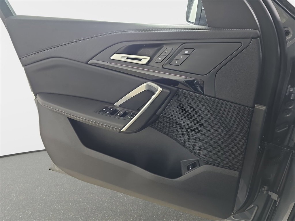 Certified 2025 BMW X2 xDrive28i image 26