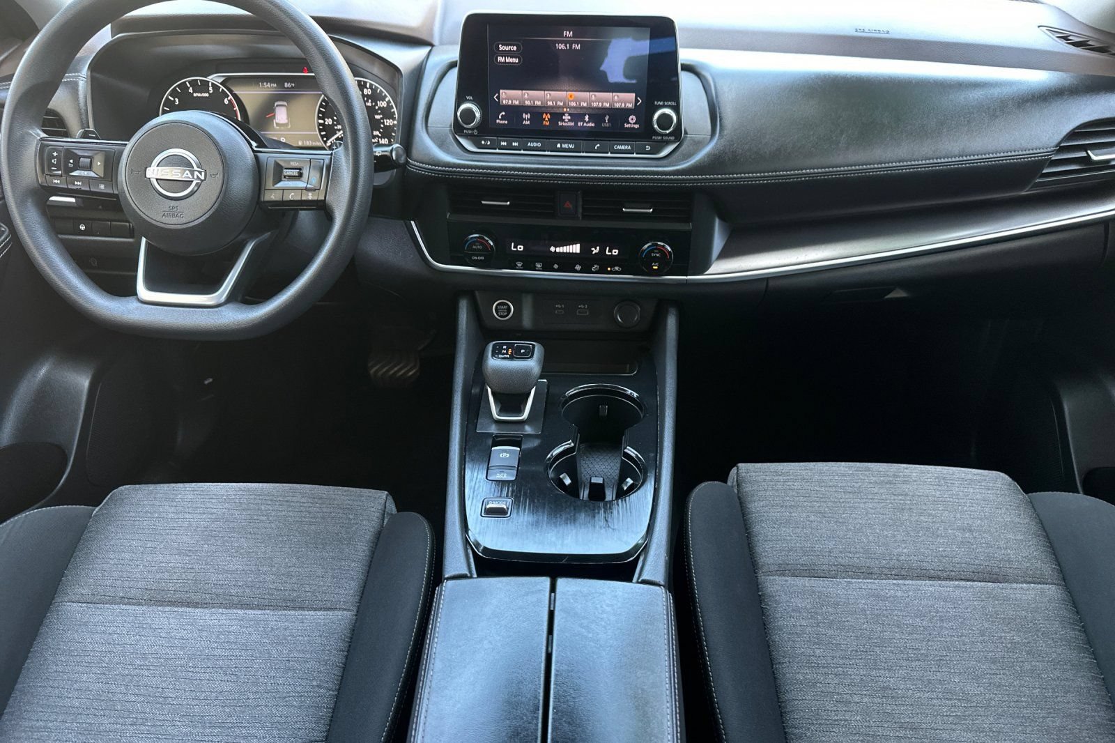 Used 2023 Nissan Rogue SV FWD image 11