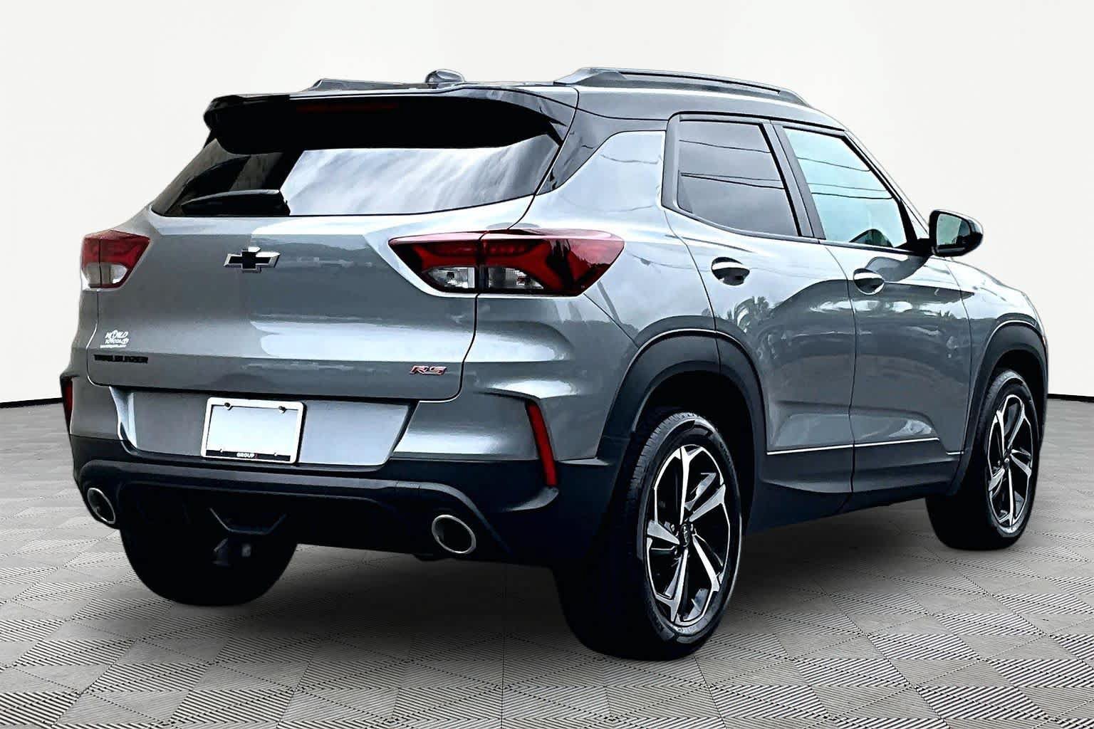 Used 2023 Chevrolet TrailBlazer RS w/ Convenience Package FWD image 13