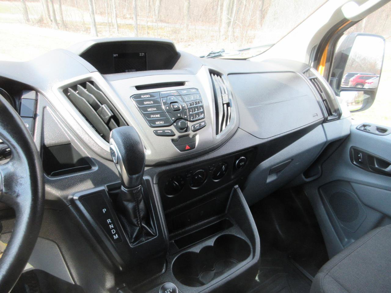 Used 2017 Ford Transit 250 130 Low Roof RWD image 34