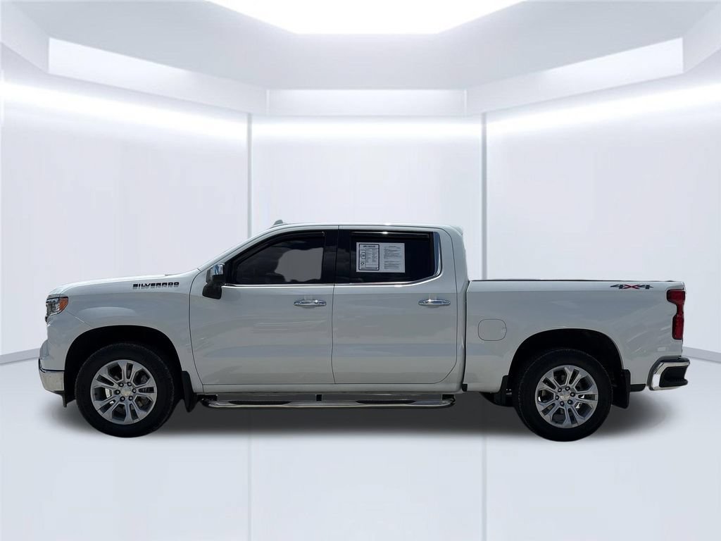 Used 2022 Chevrolet Silverado 1500 LTZ w/ Technology Package AWD/4WD image 4